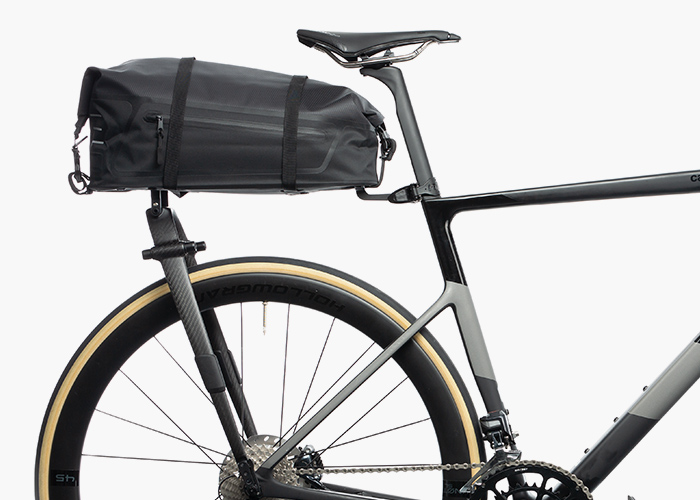 aeropack carbon with pannier mounts